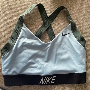 Nike crossback sports bra